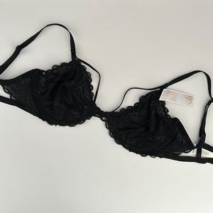 Chelsea28 Nordstrom Black Strappy Lace Bra 32DD NWT